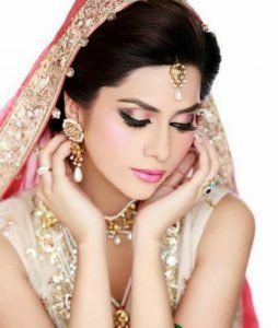 bridal-make-up-stylish-fashion-2015-by-beauty-parlor-3-copy-beauty 3