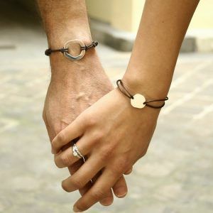 duo-bracelets-personnalises-couple-3076_12407-couple 3